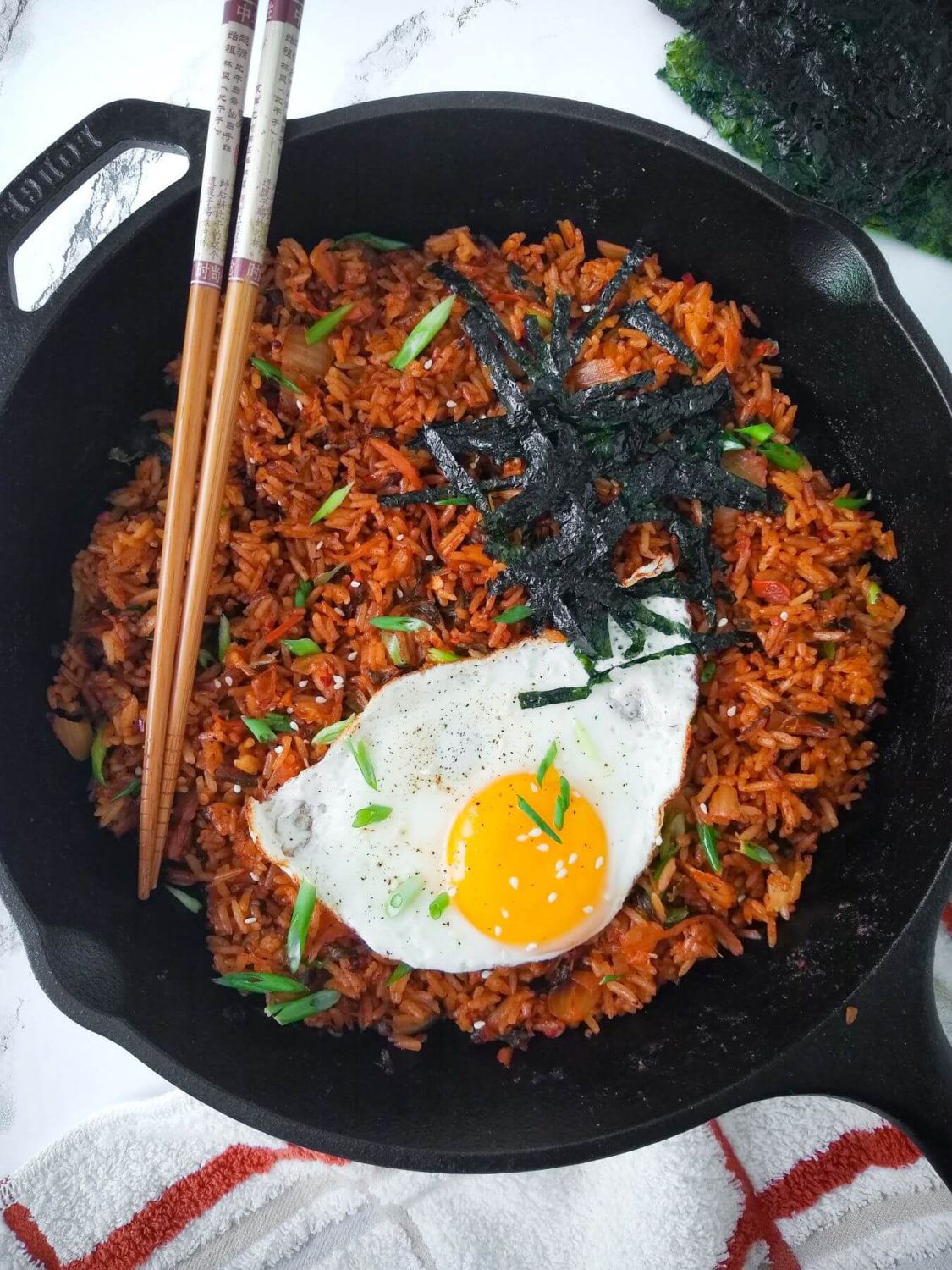 Kimchi Bokkeumbap, Vegetarian Kimchi Fried Rice 0