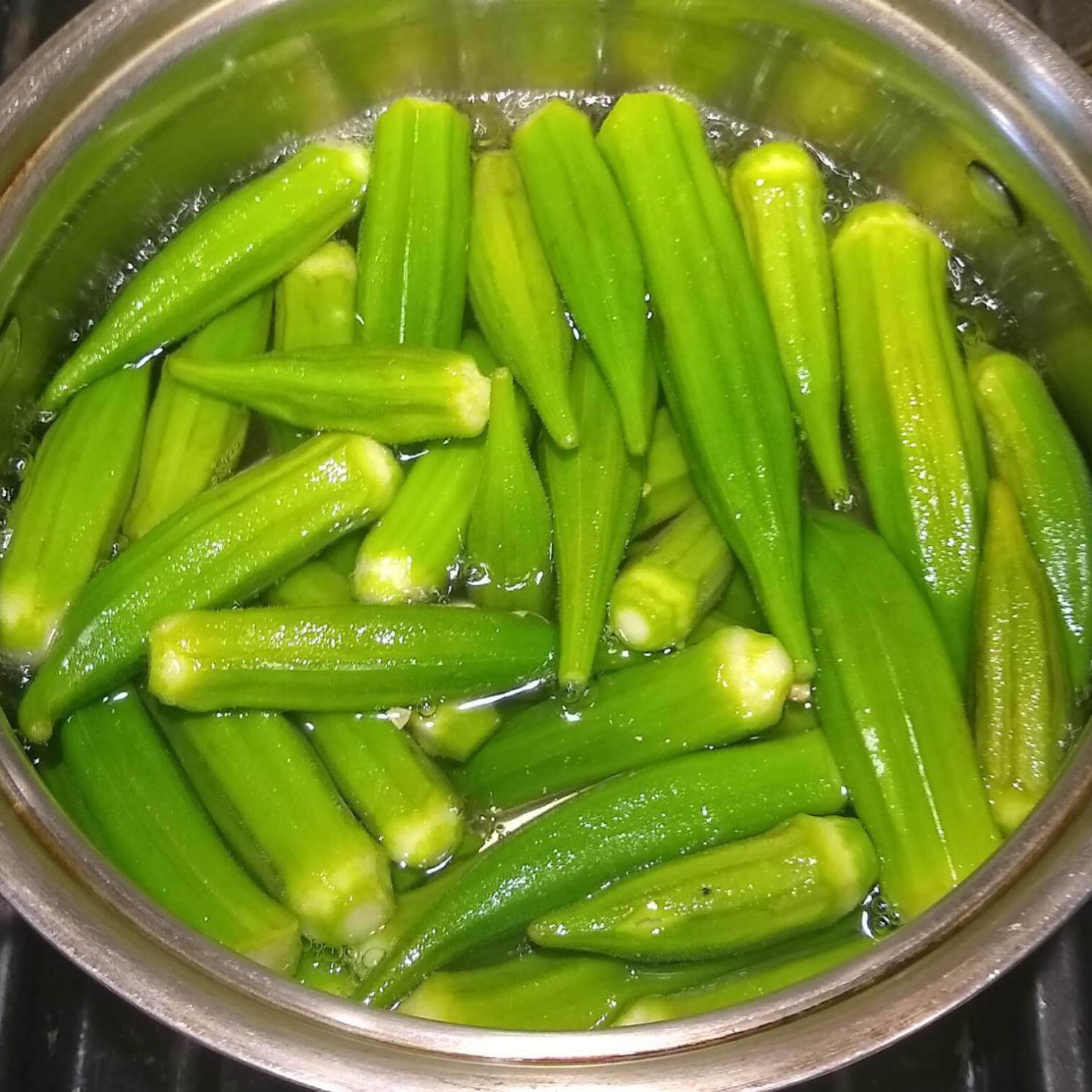 Blanching the Okra