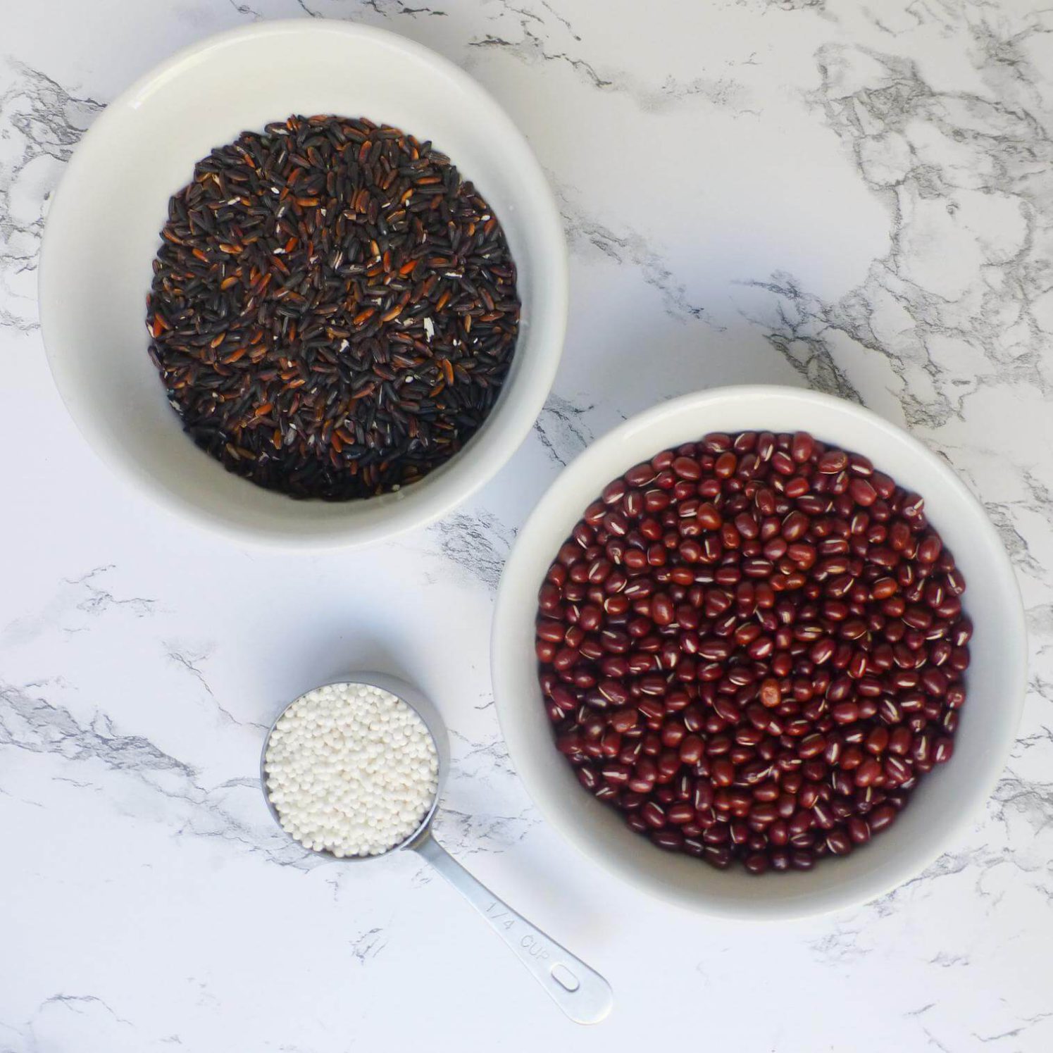 Red Bean and Black Gluntinous Rice Soup Ingredients