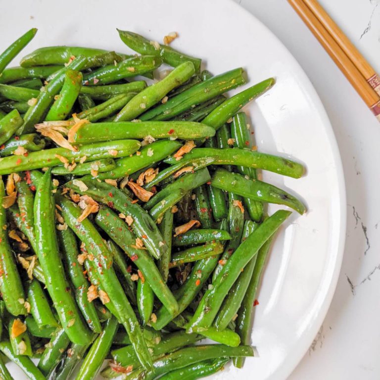 Chinese-style Green Beans with Shallots and Garlic