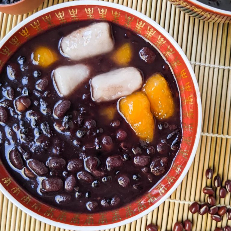 Red Bean and Black Glutinous Rice Soup
